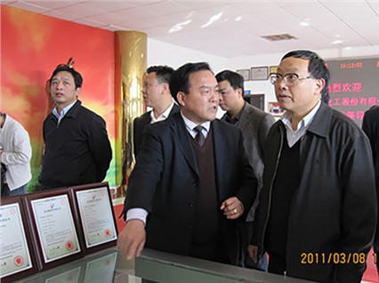 省政協(xié)副主席、省委組織部常務(wù)副部長(zhǎng)武吉海先生一行蒞臨我公司視察指導(dǎo)工作
